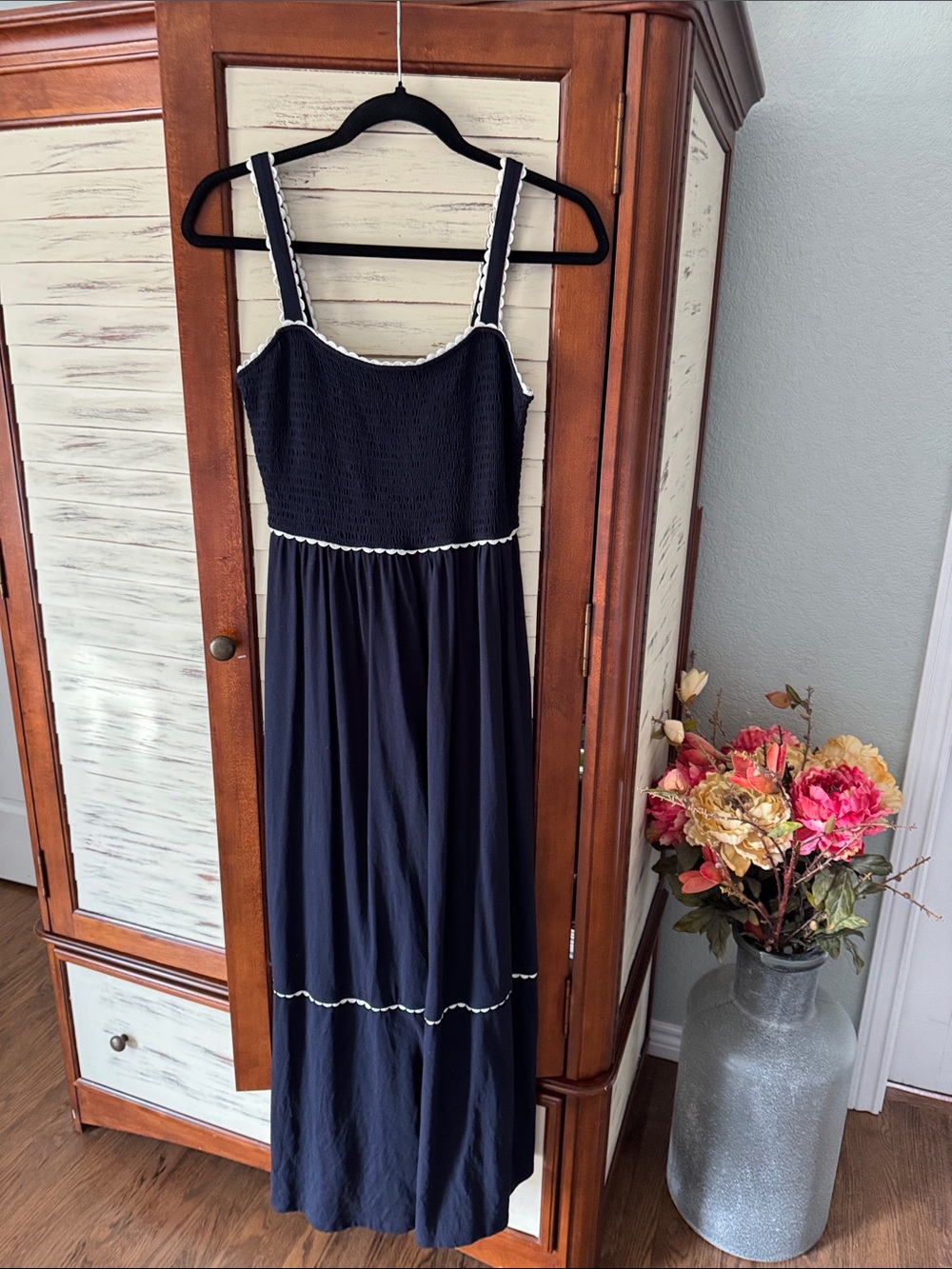 Boden Navy Smocked Midi Dress White Scallop Trim US 4